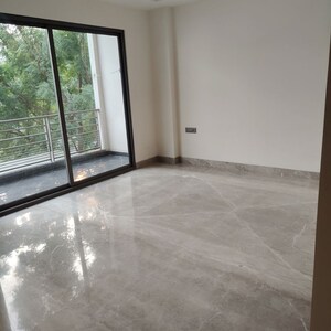 Room in 4 BHK Builder Floor at Dlf Phase I – for Sale