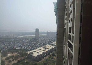 2 BHK Apartment For Rent in Dosti Eastern Bay, Wadala