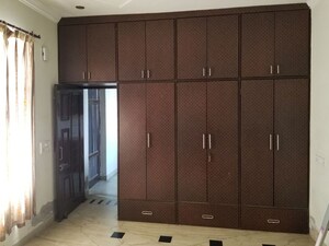1 BHK Independent House For Rent in Sector 17