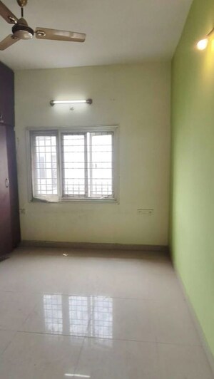 Room in 2 BHK Apartment at Bts Layout – for Sale