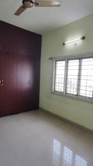 Room in 2 BHK Apartment at Bts Layout – for Sale