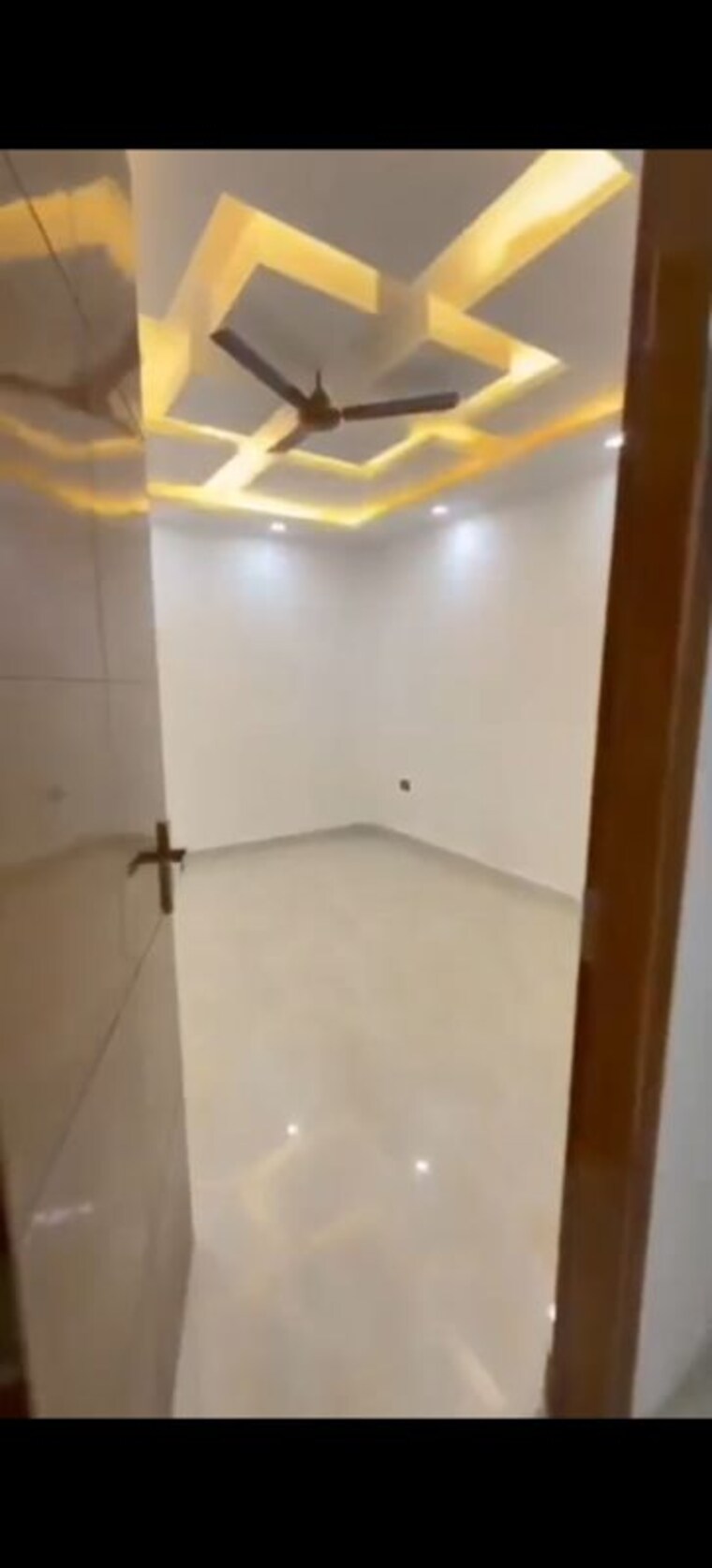 Room, sarfabad village 3 Bedroom 1350 Sq.Ft. Builder Floor In Sarfabad Village Noida 10760687