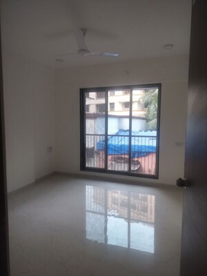 Room in 1 BHK Apartment at Naupada – for Sale