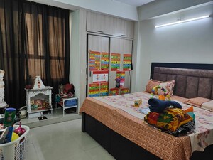 Bedroom in 3.5 BHK Apartment at Sector 1 Greater Noida – for Sale