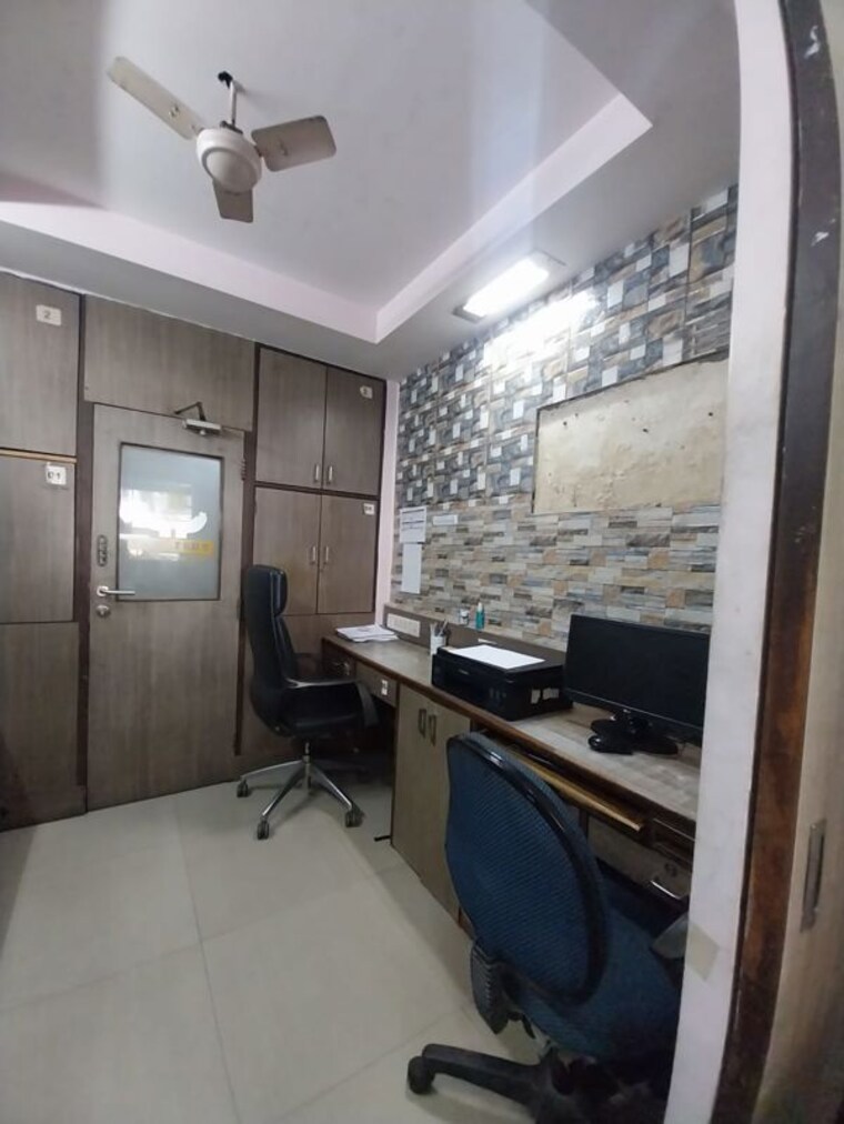 Kitchen, andheri east Commercial Office Space 500 Sq.Ft. In Andheri East Mumbai 10760602