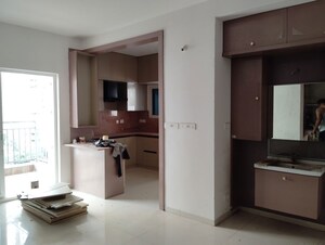 Room in 2 BHK Apartment at Rajapushpa Provincia, Narsingi – for Rent