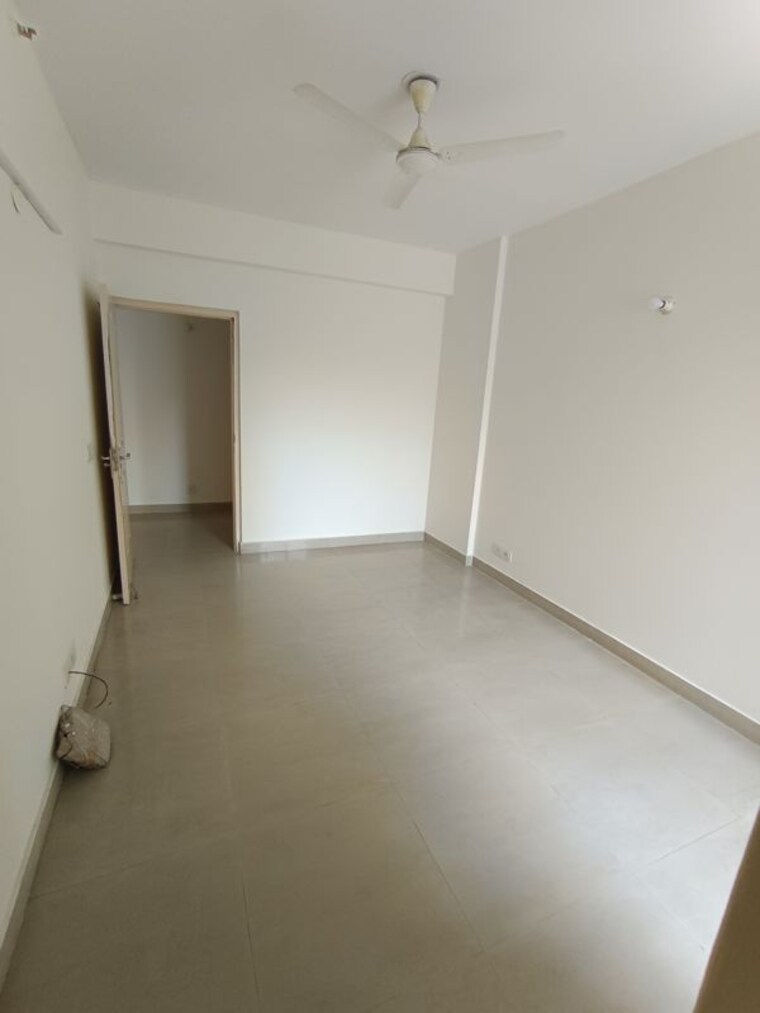 Room, gpl-eden-heights 3 Bedroom 2000 Sq.Ft. Apartment In Sector 70 Gurgaon 10760739