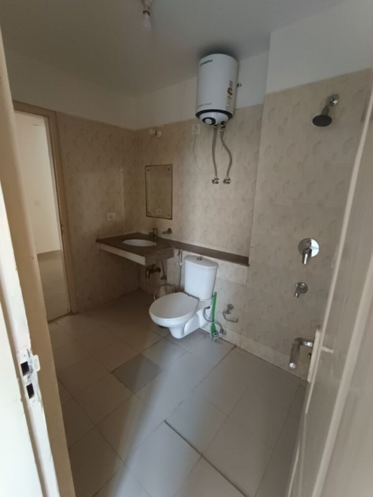 Bathroom, gpl-eden-heights 3 Bedroom 2000 Sq.Ft. Apartment In Sector 70 Gurgaon 10760739