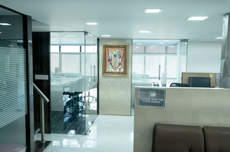 Team Area, malad west Commercial Office Space 1650 Sq.Ft. In Malad West Mumbai 10760730