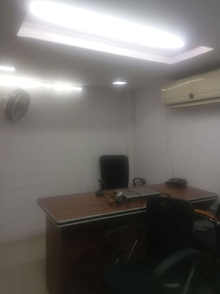 Team Area, haware-fantasia Commercial Office Space 288 Sq.Ft. In Vashi Sector 28 Navi Mumbai 10760752
