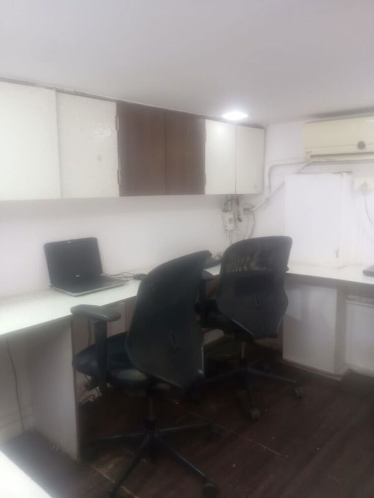 Team Area, haware-fantasia Commercial Office Space 288 Sq.Ft. In Vashi Sector 28 Navi Mumbai 10760752