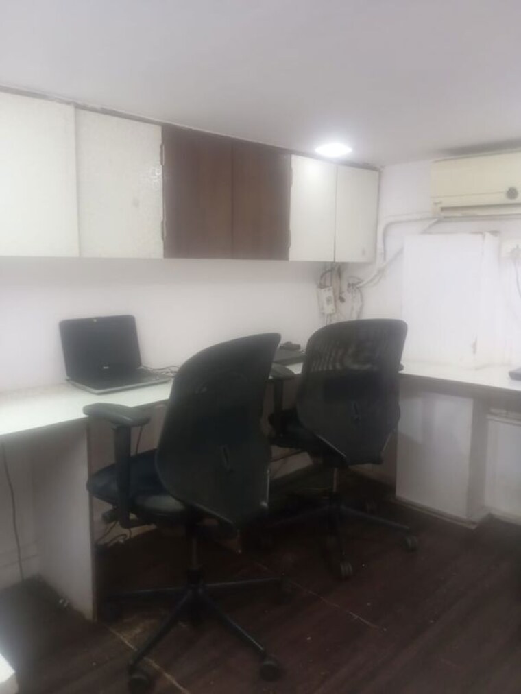 Team Area, haware-fantasia Commercial Office Space 288 Sq.Ft. In Vashi Sector 28 Navi Mumbai 10760752