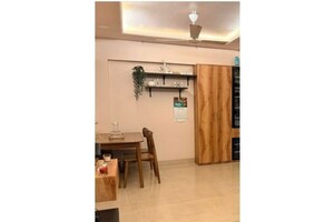 1 BHK Apartment For Sale in Manik Moti Varsova, Versova