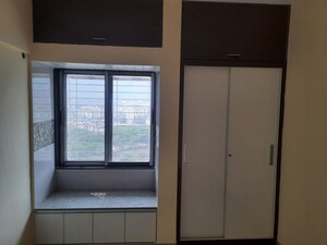 Room in 3 BHK Apartment at Hubtown Greenwoods, Vartak Nagar – for Rent
