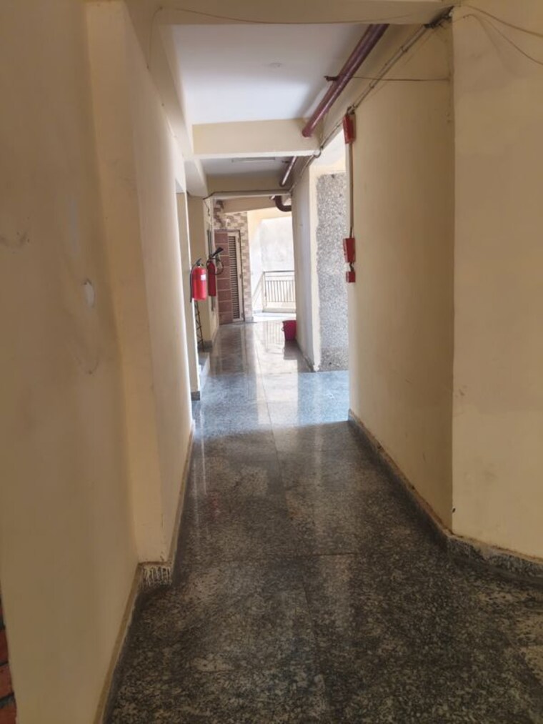 undefined, aims-golf-city 3 Bedroom 1350 Sq.Ft. Apartment In Sector 75 Noida 10760802