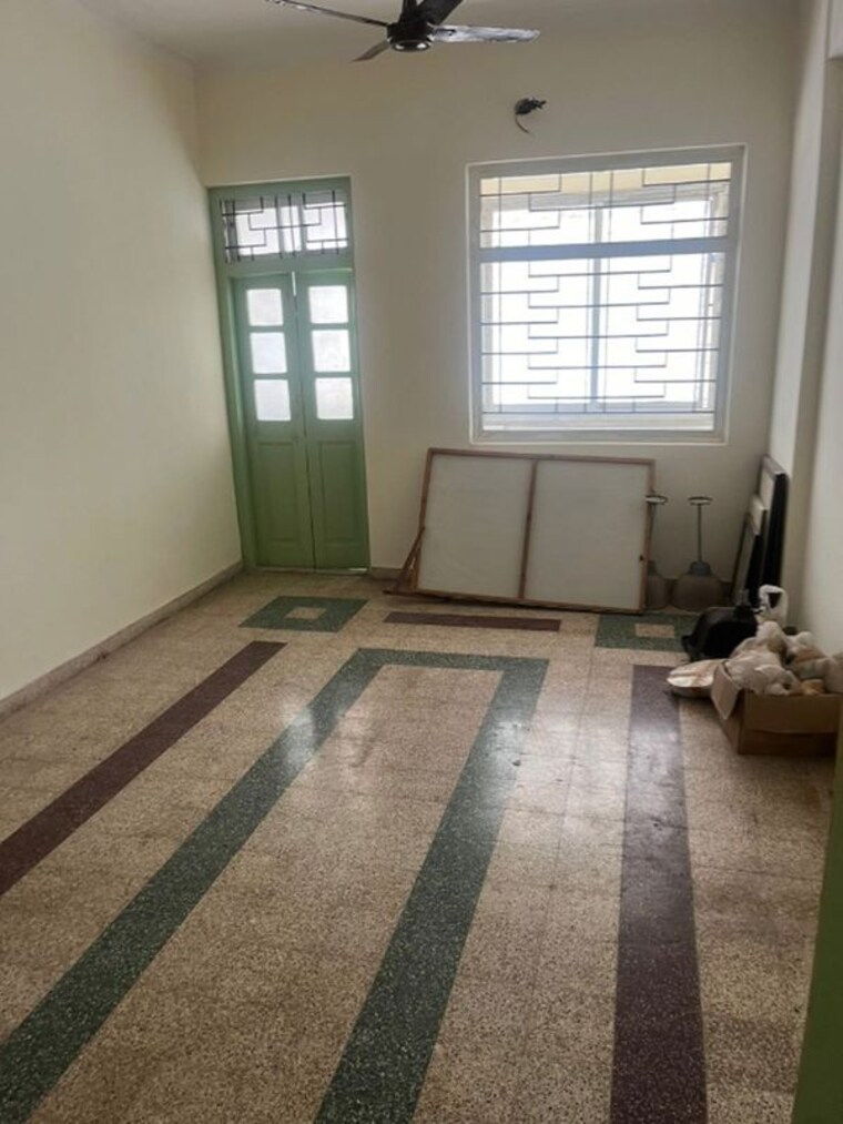 Room, churchgate 3 Bedroom 1595 Sq.Ft. Apartment In Churchgate Mumbai 10760827