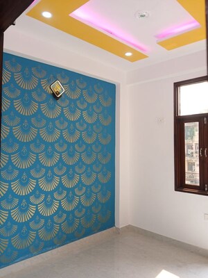 Room in 2 BHK Builder Floor at Dlf Ankur Vihar – for Sale