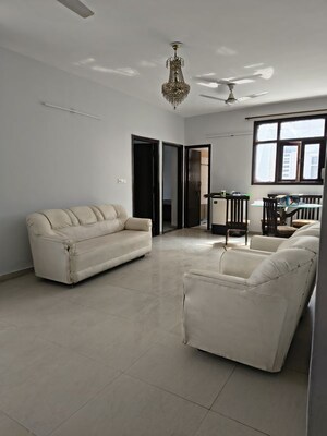 2 BHK Apartment For Rent in Omaxe Heights, Sector 86