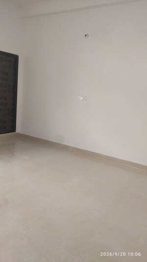 Room in 1 RK Independent House at Arjunganj – for Rent
