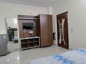 Room in 2 BHK Builder Floor at Vasant Kunj – for Sale