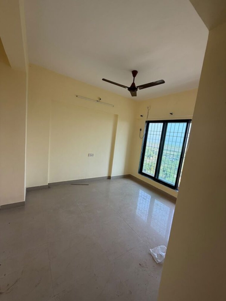 Room, om-sai-palace-chs 1 Bedroom 600 Sq.Ft. Apartment In Mira Road East Thane 10760904