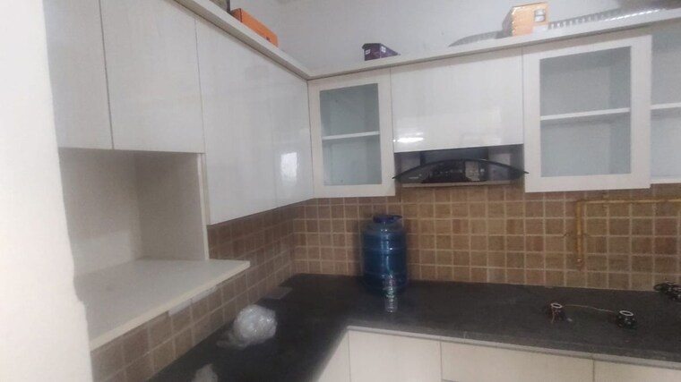 Kitchen, mahagun-mywoods-ii 2 Bedroom 935 Sq.Ft. Apartment In Sector 16c Greater Noida Greater Noida 10760916