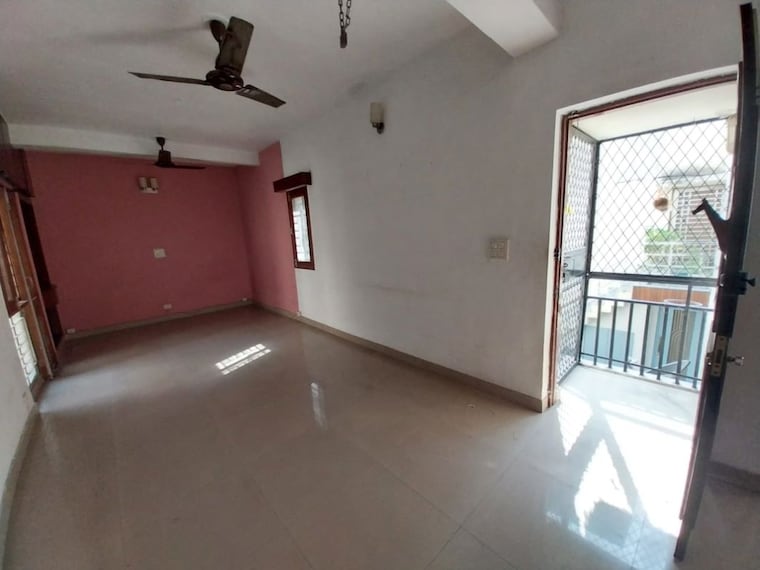 Room, sheikh sarai 3 Bedroom 2000 Sq.Ft. Independent House In Sheikh Sarai Delhi 10760924