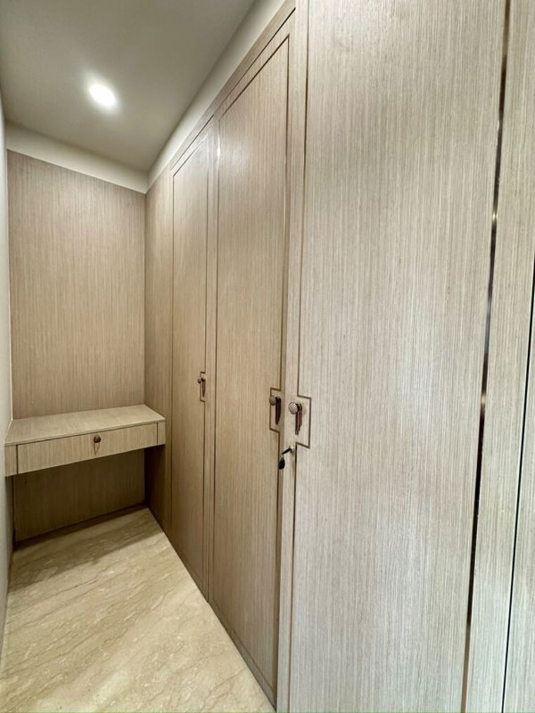 Bathroom, greater kailash i 3 Bedroom 1950 Sq.Ft. Apartment In Greater Kailash I Delhi 10760944