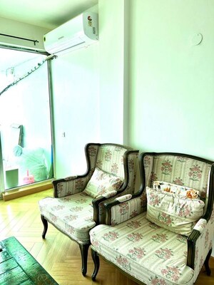 Living Room in 3 BHK Apartment at Vatika City, Sector 49 – for Rent