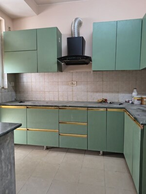 Kitchen in 2 BHK Apartment at BPTP Princess Park, Sector 86 – for Sale