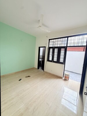 2 BHK Independent House For Rent in Sector 105
