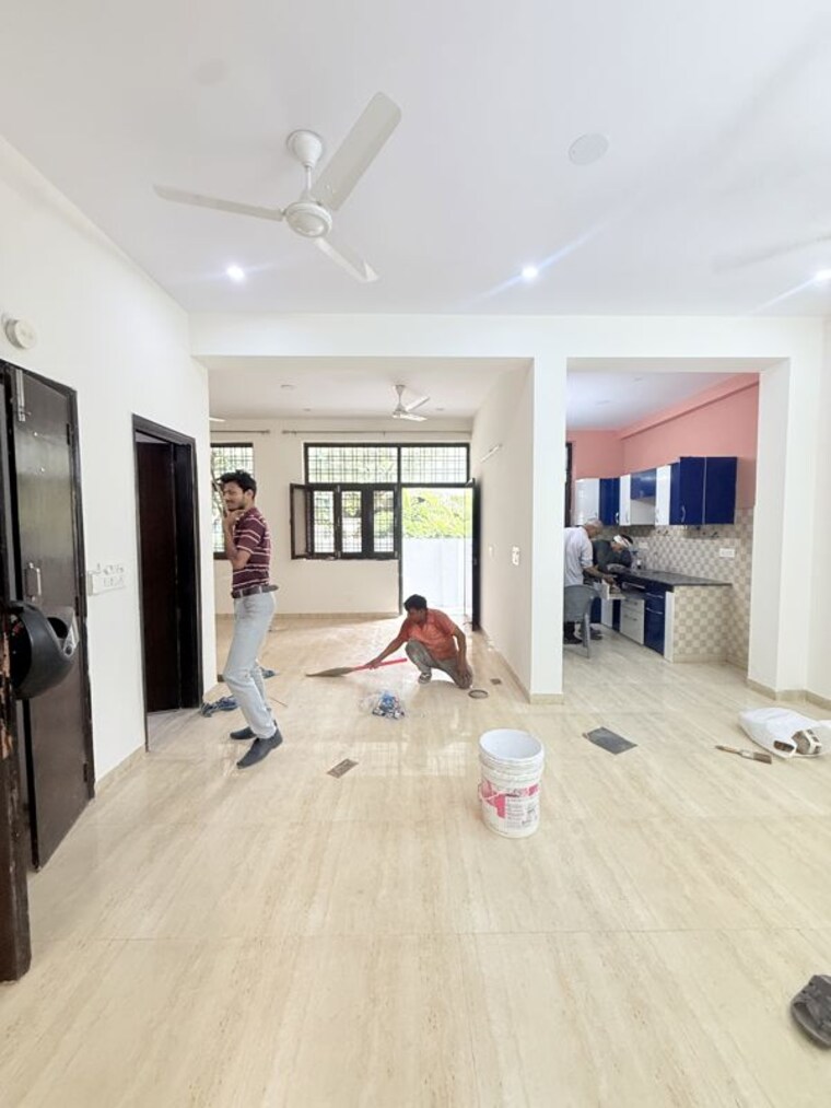undefined, sector 105 2 Bedroom 130 Sq.Yd. Independent House In Sector 105 Noida 10760952
