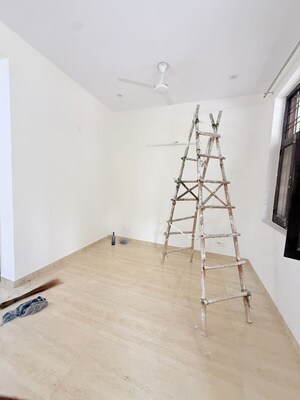 Room in 2 BHK Independent House at Sector 105 – for Rent