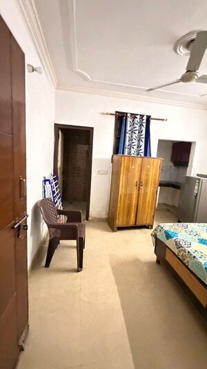 Living Room in 1 RK Builder Floor at Lado Sarai – for Rent