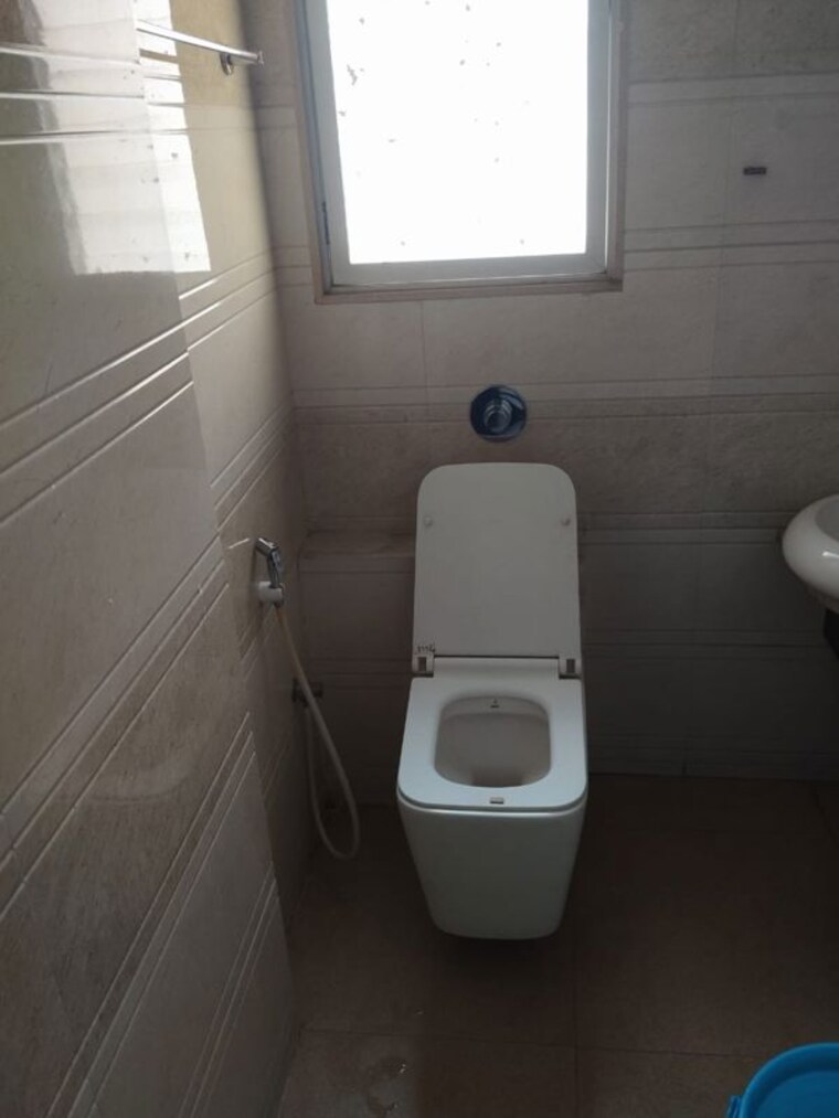 Bathroom, siddharth-geetanjali-jewel 2 Bedroom 850 Sq.Ft. Apartment In Kharghar Navi Mumbai 10760976