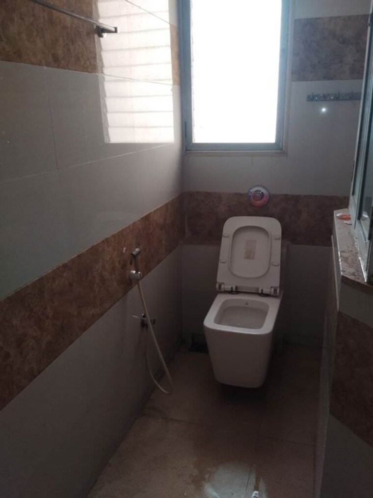 Bathroom, siddharth-geetanjali-jewel 2 Bedroom 850 Sq.Ft. Apartment In Kharghar Navi Mumbai 10760976