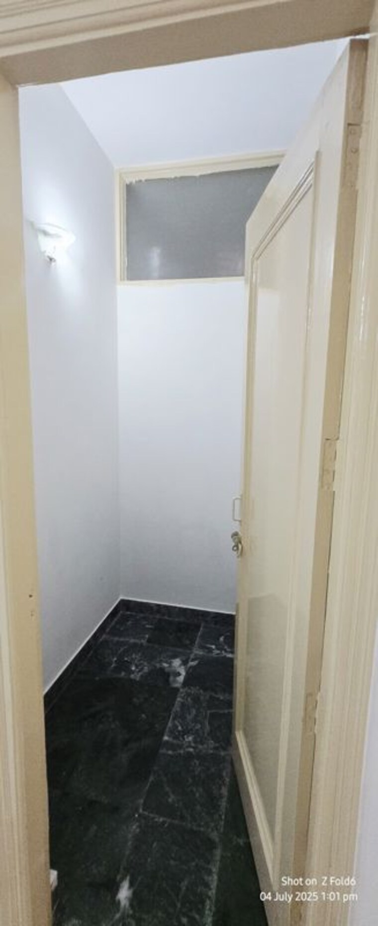Room, sarvodaya enclave 4 Bedroom 500 Sq.Yd. Builder Floor In Sarvodaya Enclave Delhi 10760958