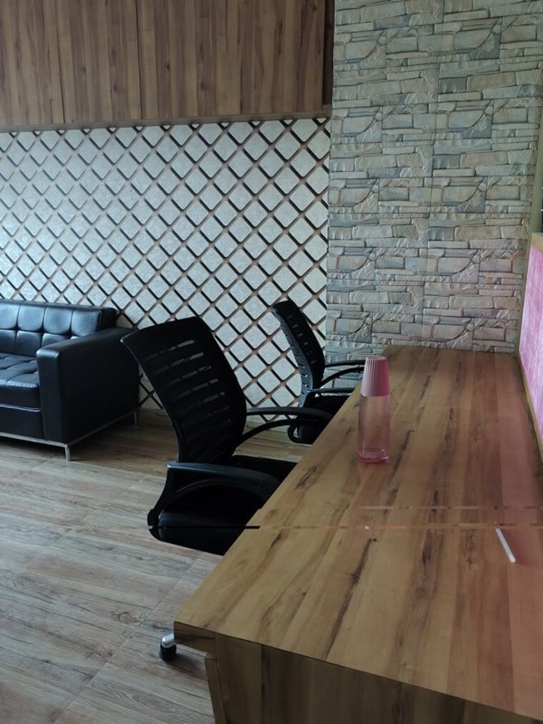 Team Area, urbtech-npx Commercial Office Space 300 Sq.Ft. In Sector 153 Noida 10760979