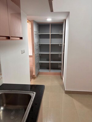 Furnished Amenities in 3 BHK Builder Floor at Cox Town – for Rent