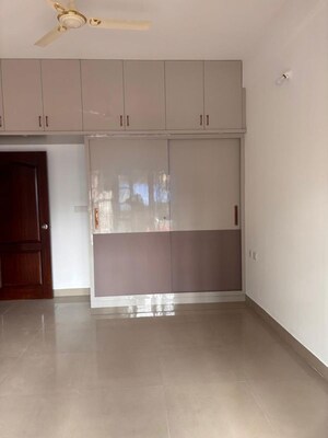 Room in 3 BHK Builder Floor at Cox Town – for Rent