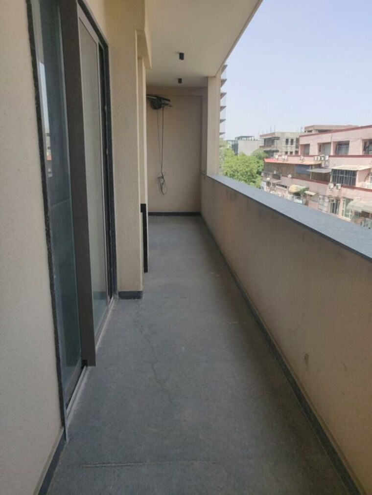 Balcony, sector 43 2 Bedroom 185 Sq.Yd. Builder Floor In Sector 43 Gurgaon 10761011