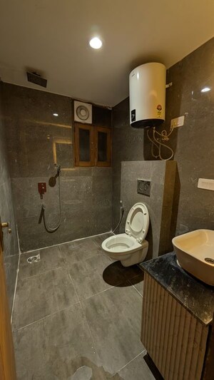 Bathroom in 2 BHK Builder Floor at Saket – for Rent