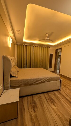 Bedroom in 2 BHK Builder Floor at Saket – for Rent