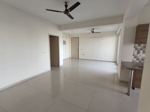 Room in 3 BHK Apartment at Tulip Violet, Sector 69 – for Rent