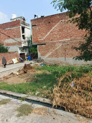 Plot Area in  Plot at Bankner – for Sale