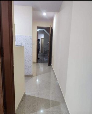 Building Lobby in 1 BHK Builder Floor at Saket – for Rent