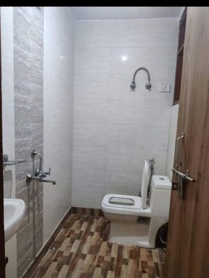 Bathroom in 1 BHK Builder Floor at Saket – for Rent