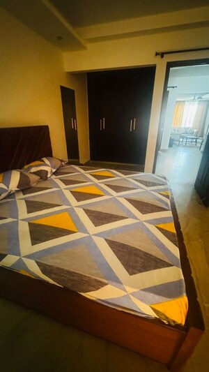 Bedroom in 3 BHK Builder Floor at Safdarjung Development Area – for Rent