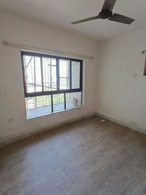 Room in 3 BHK Apartment at Lokhandwala Whispering Palms, Kandivali East – for Sale