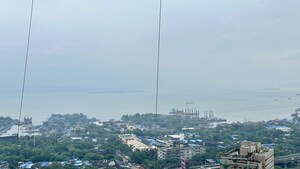 Plot Area in 4 BHK Apartment at Piramal Aranya, Byculla – for Rent